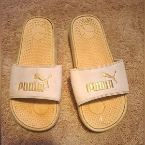 🐆Puma Pink And Rose Gold Slides Sandals